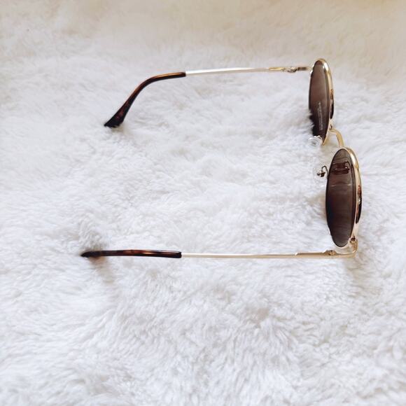 Henry Silver & Gold Rims Round Lens Sunglasses - Picture 5 of 8